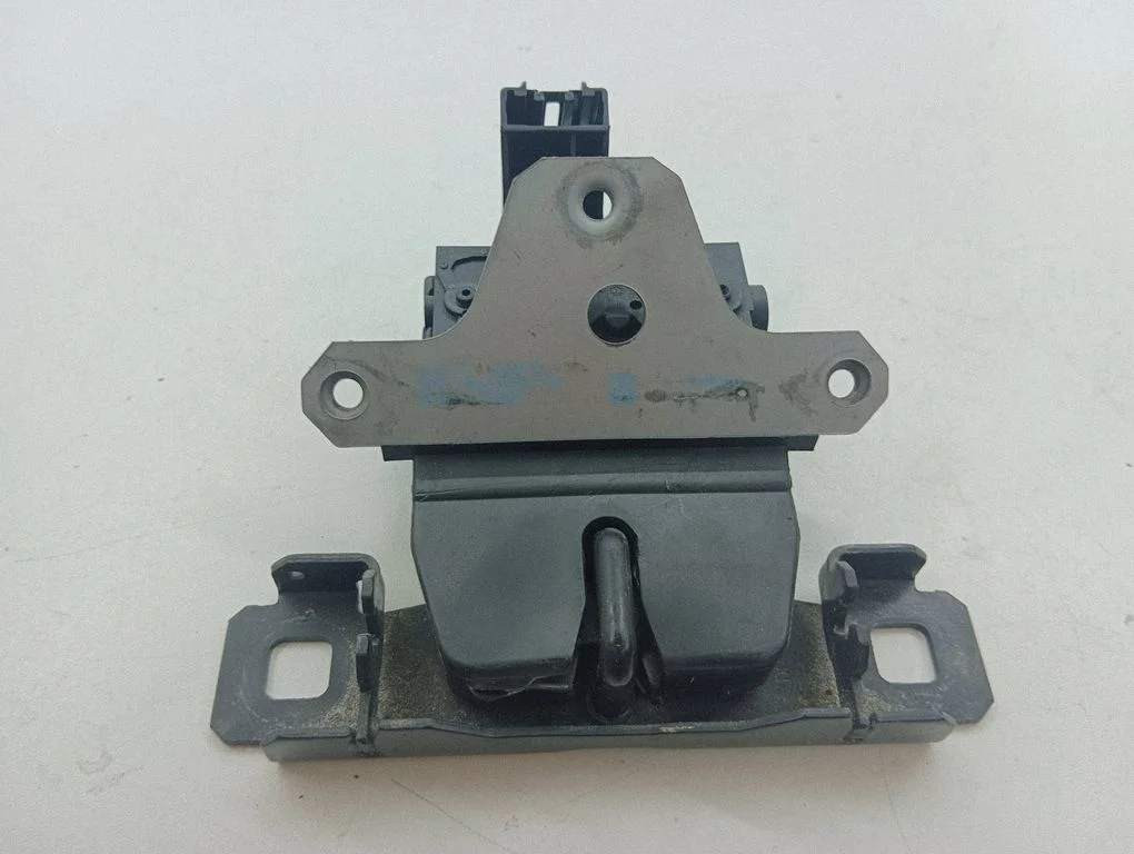 Tailgate/trunk/boot lock/catch/latch 3M51R404B1