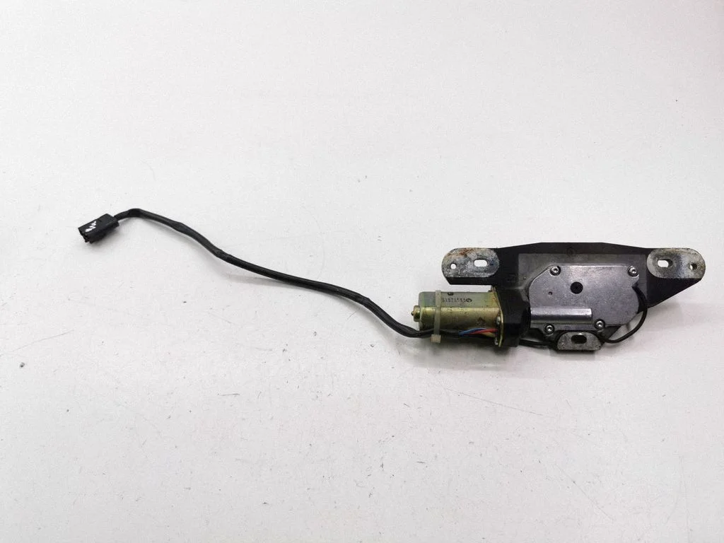 Tagaluugi sulgemismootor – BMW 5-seeria E39 (1996-2003)