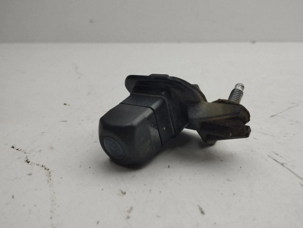 Reversing camera – Toyota C-HR I (2016-2023)