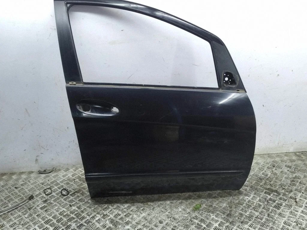 Esiuks – Mercedes-Benz A-klass W169 (2004-2012)