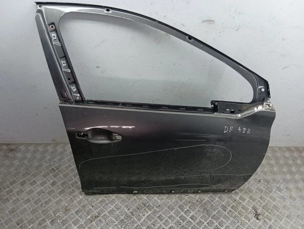 Front door – Peugeot 2008 I (2013-2019)