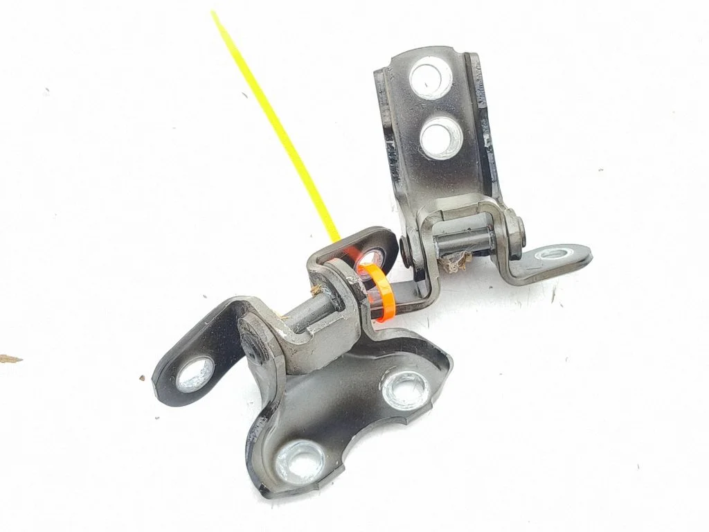 Front door hinges set – left