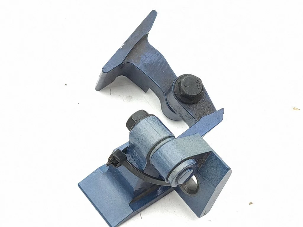 Front door hinges set 5A1FCA6