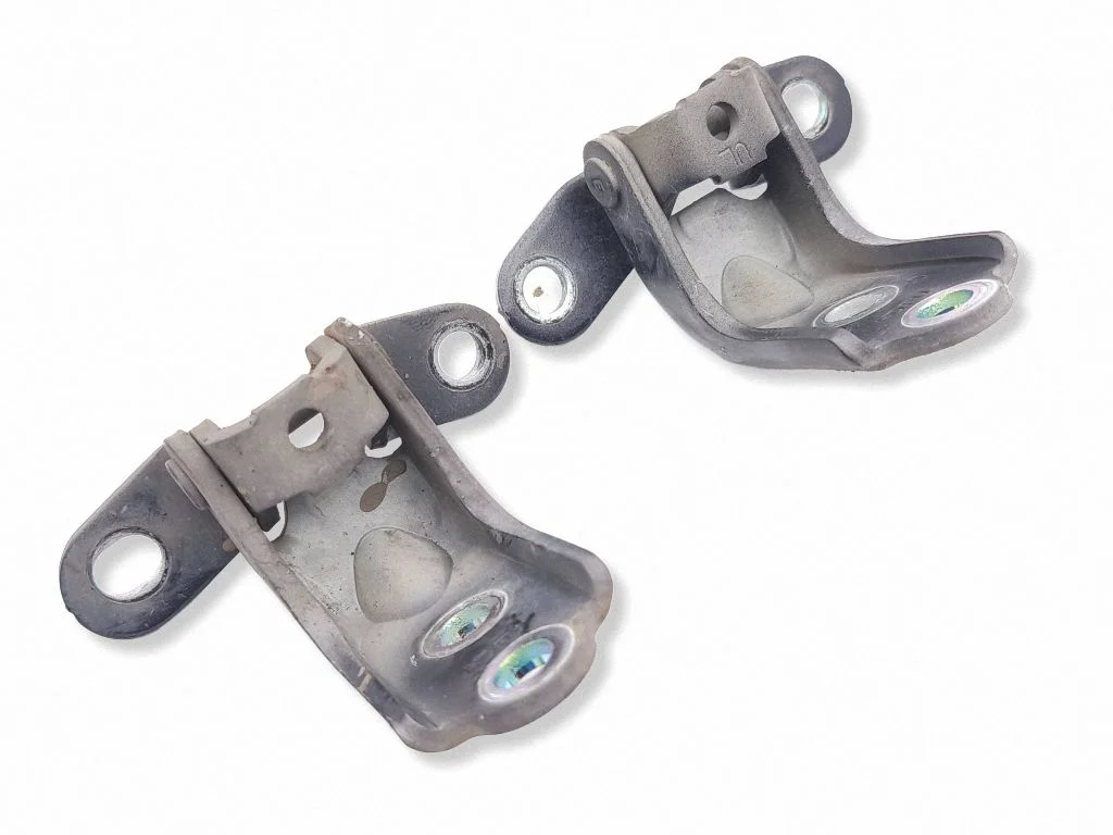 Front door hinges set – KIA Niro (2016-2022)