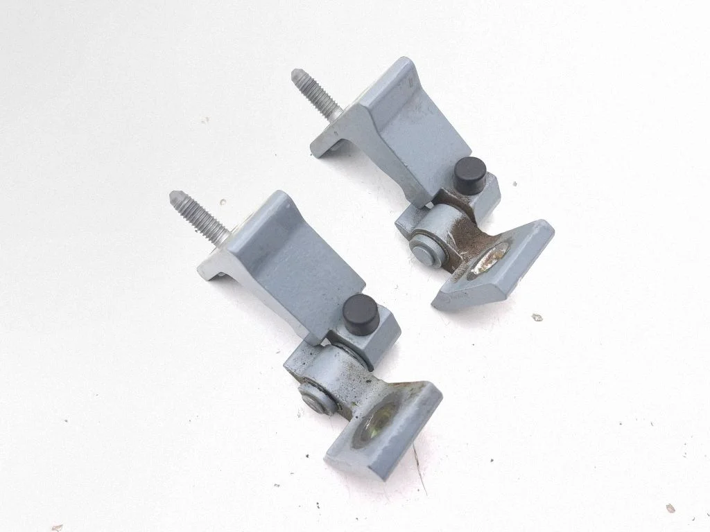 Front door hinges set 8W0831403A