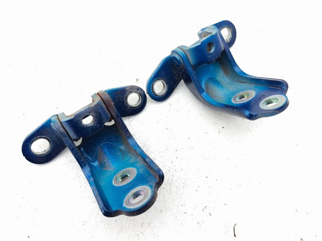 Front door hinges set – KIA Niro (2016-2022)