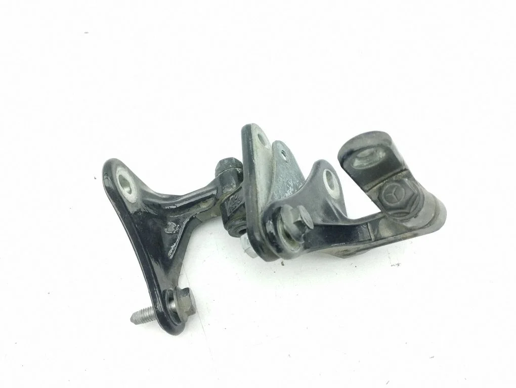 Esiukse hingede komplekt – Mercedes-Benz S-klass W221 (2005-2013)