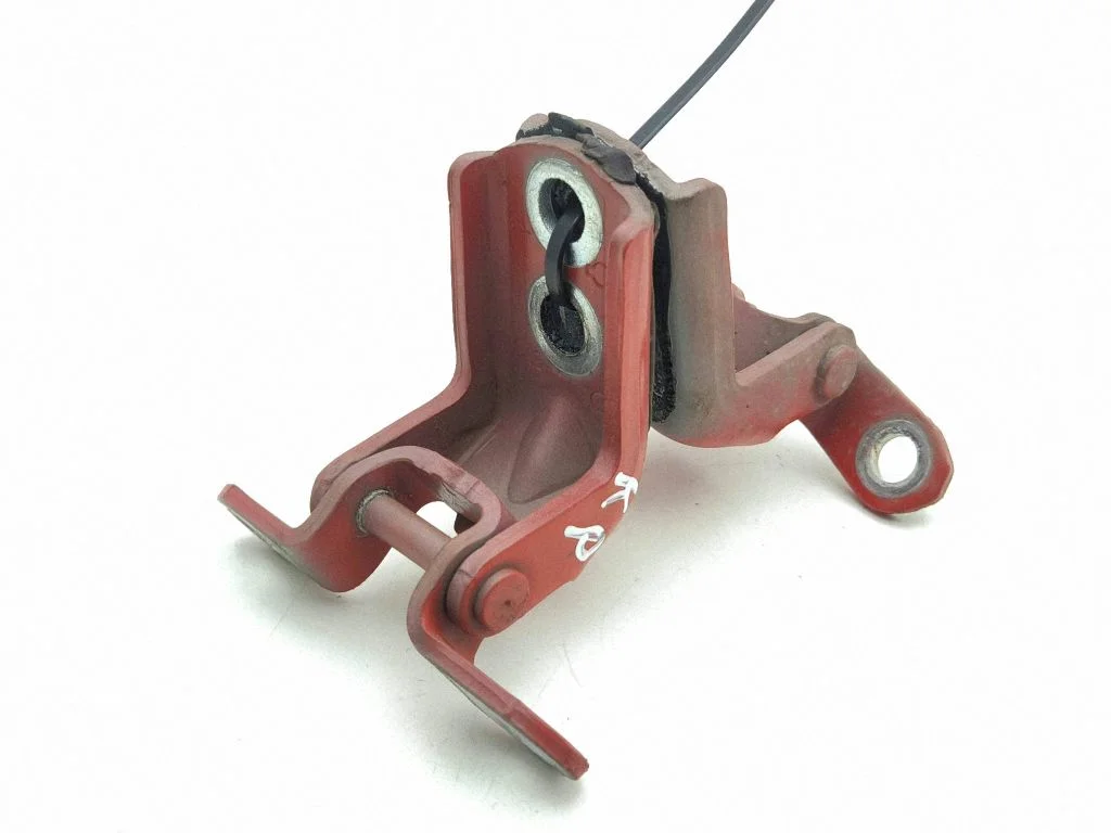 Front door hinges set – Nissan Qashqai (2016-2021)