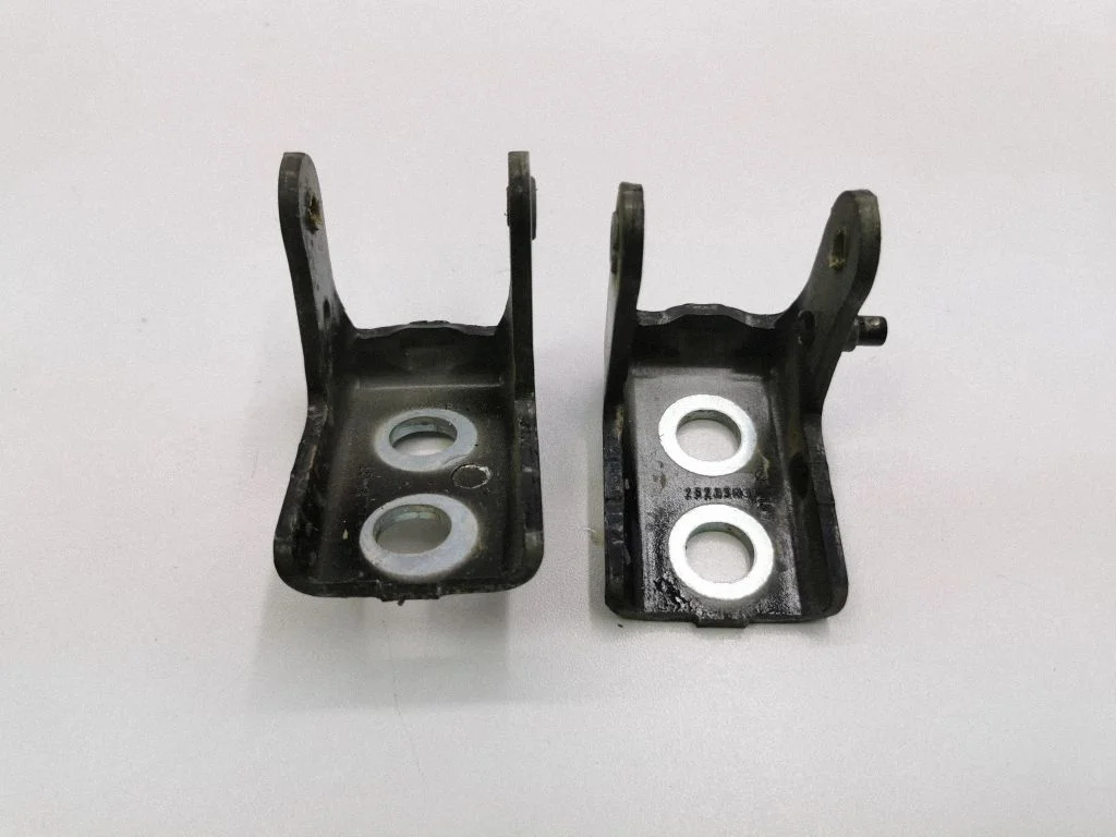 Front door hinges set 25213R3