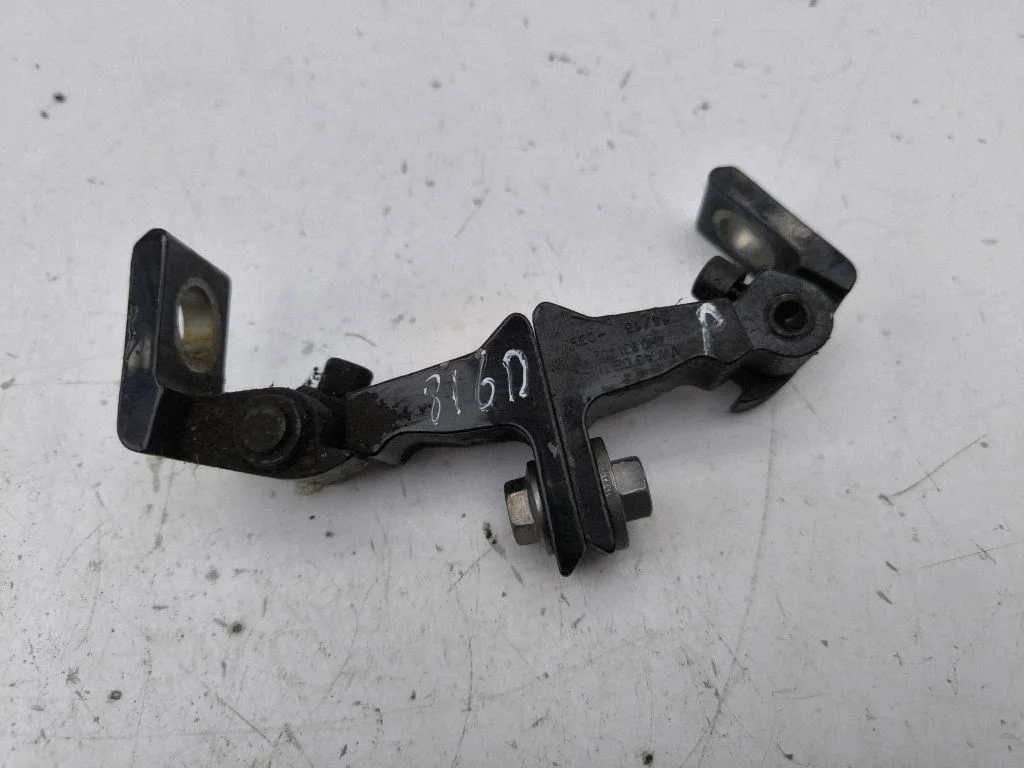 Front door hinges set 4H0831402