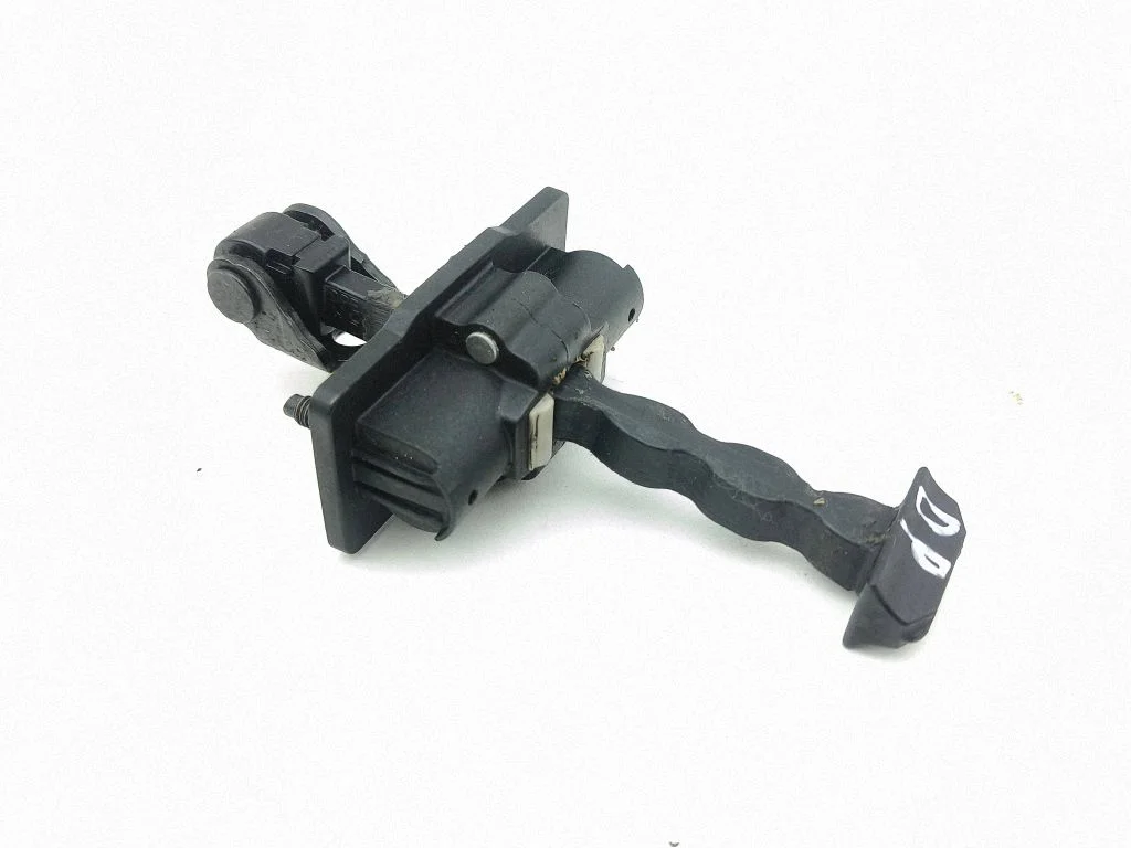 Front door check strap stopper – right