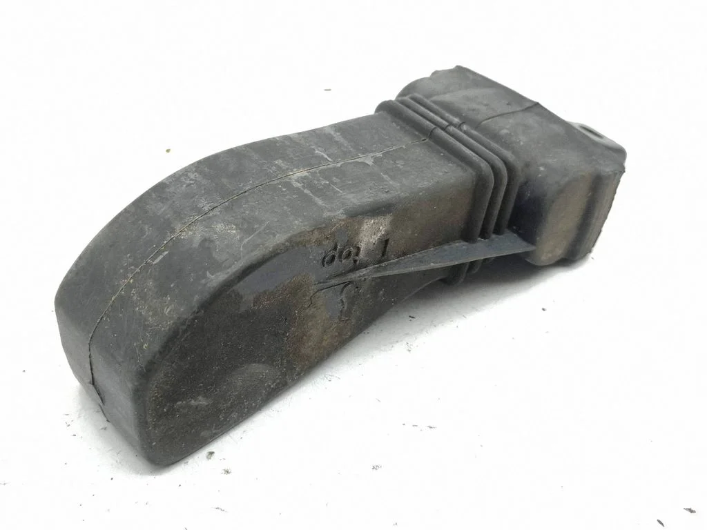 Front door check strap stopper – Porsche Cayenne (92A) (2010-2017)