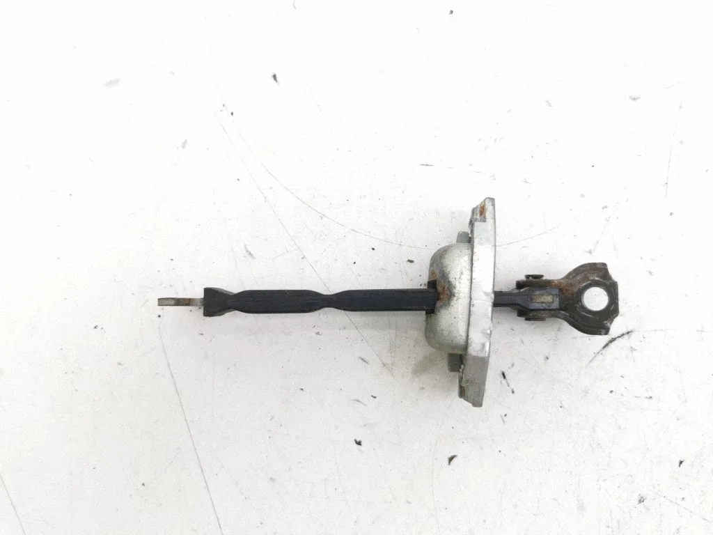 Front door check strap stopper – right
