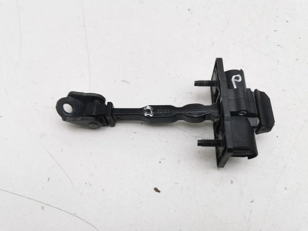 Front door check strap stopper – right