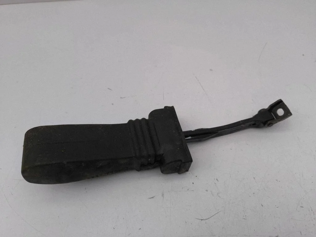 Front door check strap stopper 4G8837249A