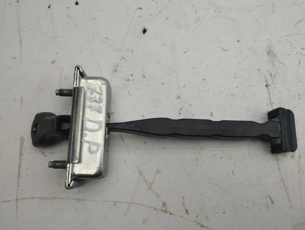 Front door check strap stopper 20220621Y