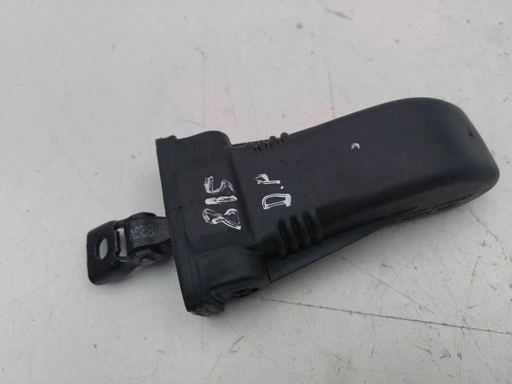 Front door check strap stopper 82A837267