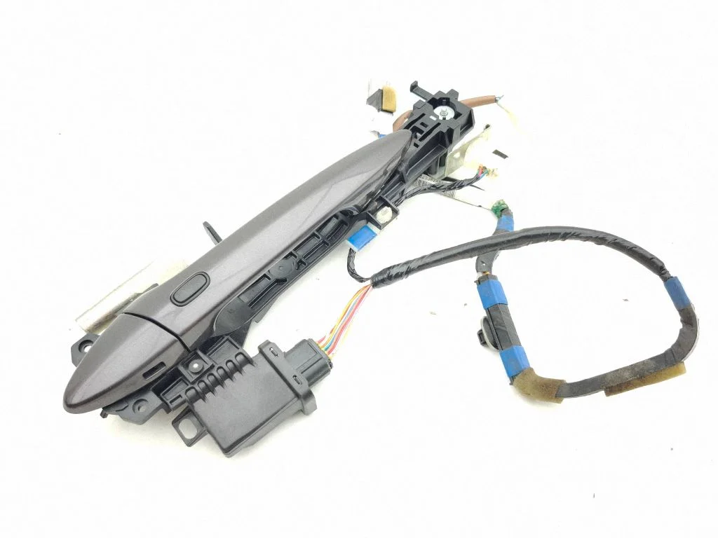 Front door exterior handle – Lexus IS 220D-250-350 (2006-2013)