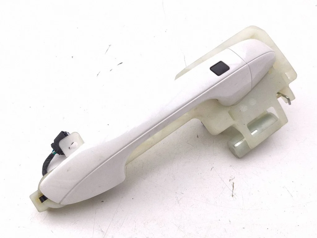 Front door exterior handle – right