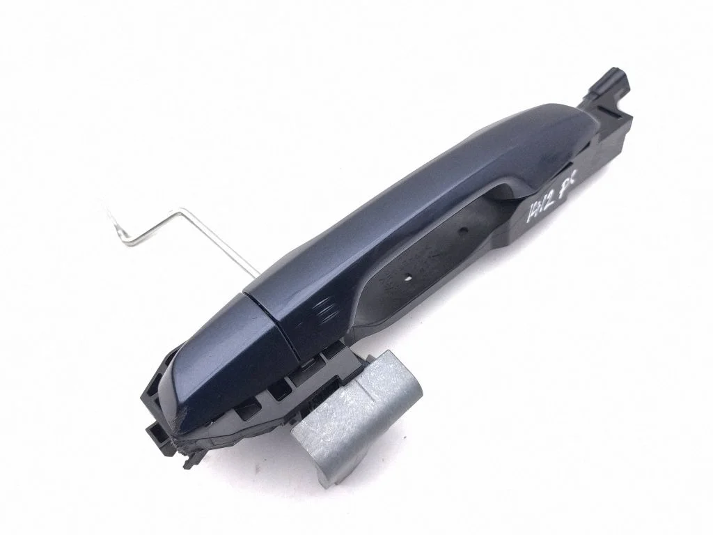 Front door exterior handle – left