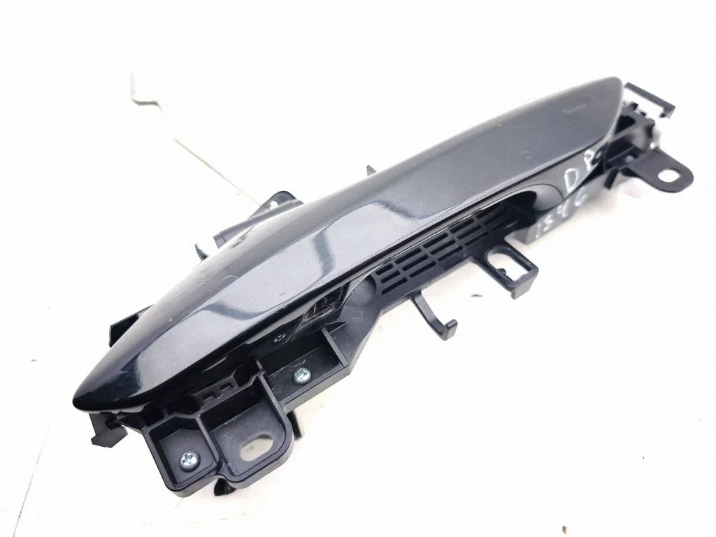 Front door exterior handle – right