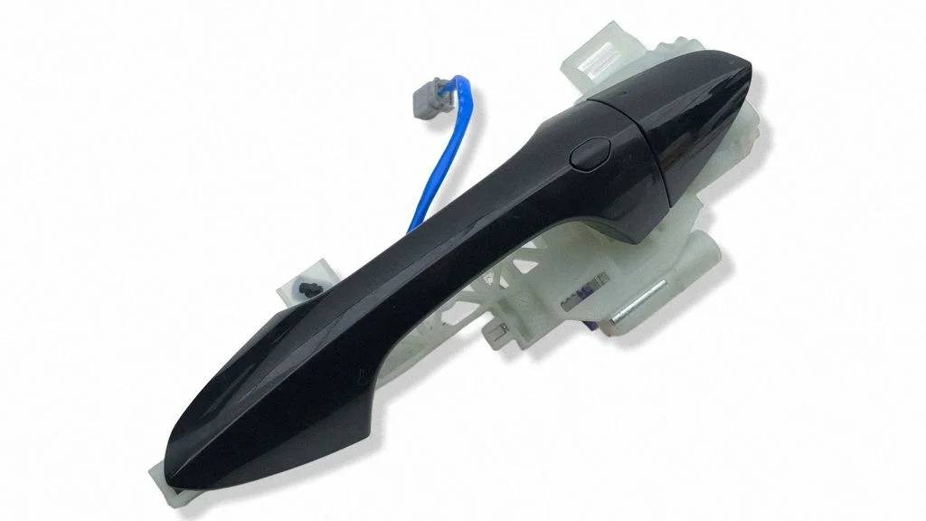 Front door exterior handle – right