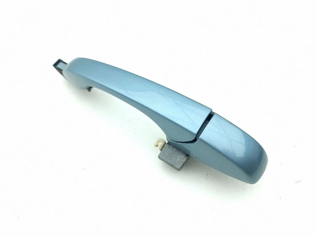 Front door exterior handle – right