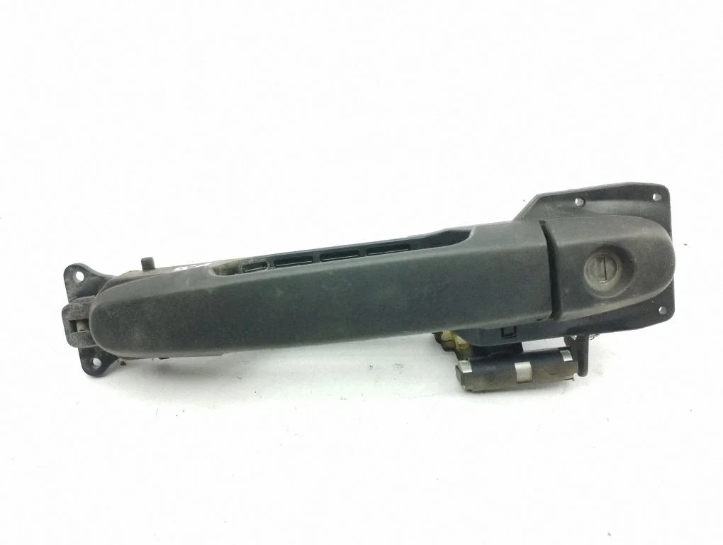 Front door exterior handle – right