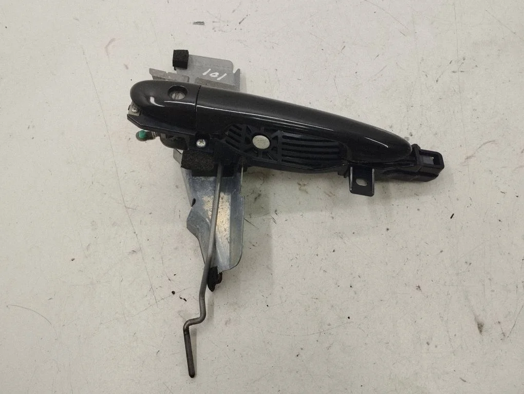 Front door exterior handle GS1D58308