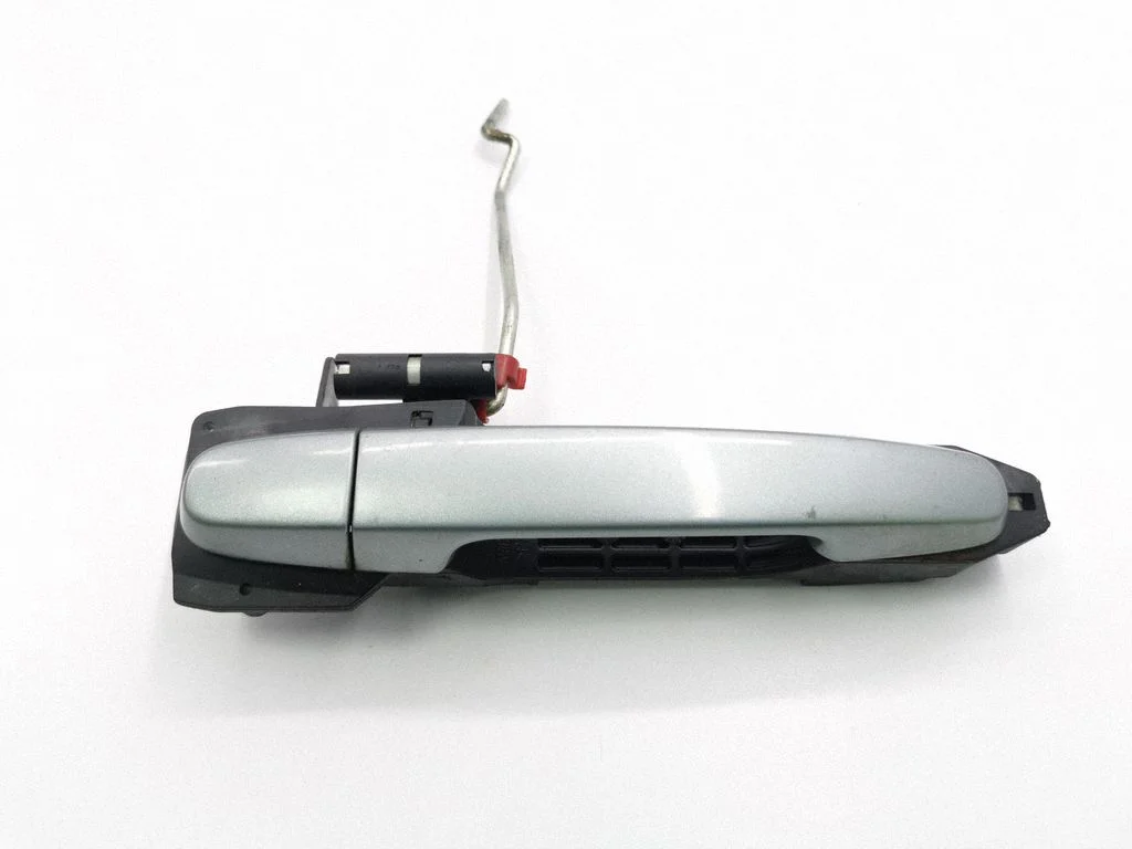 Front door exterior handle – Toyota Avensis T250 (2006-2009)