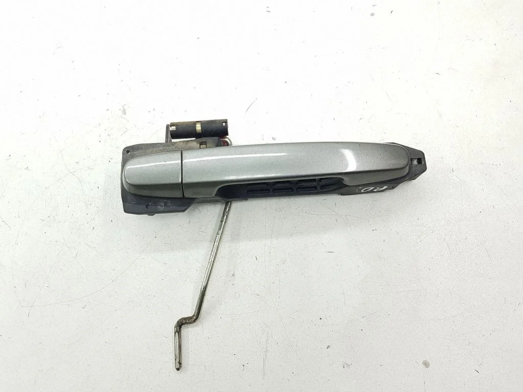 Front door exterior handle – Toyota Corolla Verso AR10 (2004-2009)