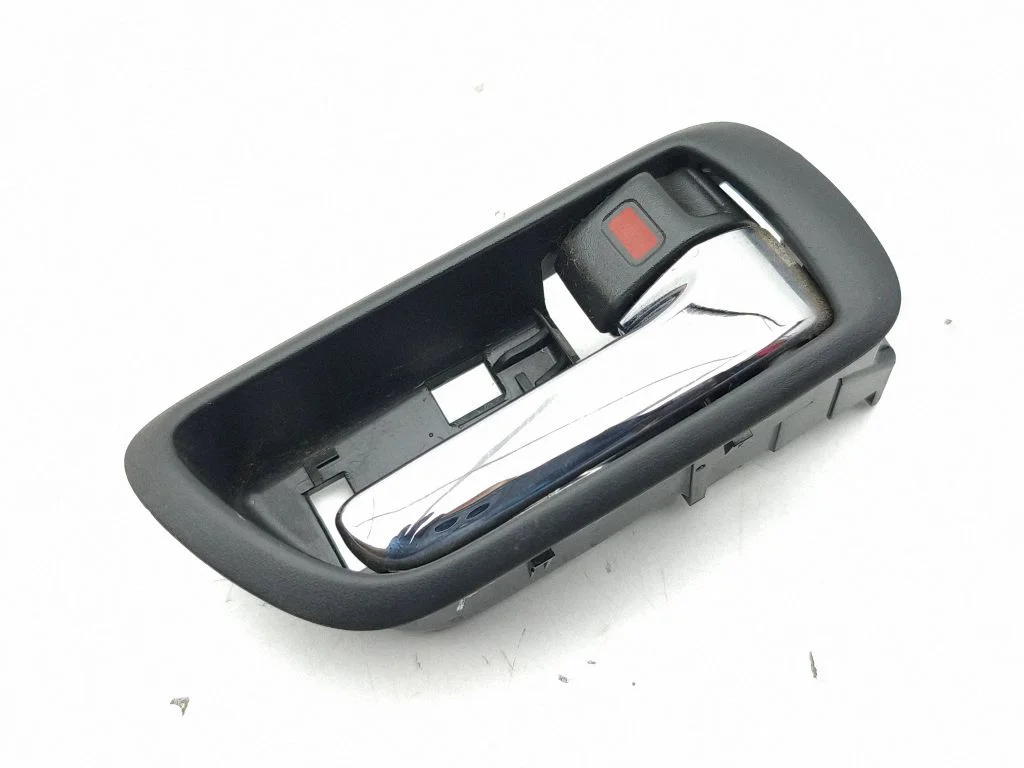 Front door interior handle 692050F010