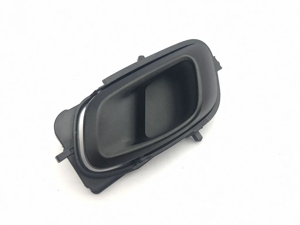 Front door interior handle 82610Q0000