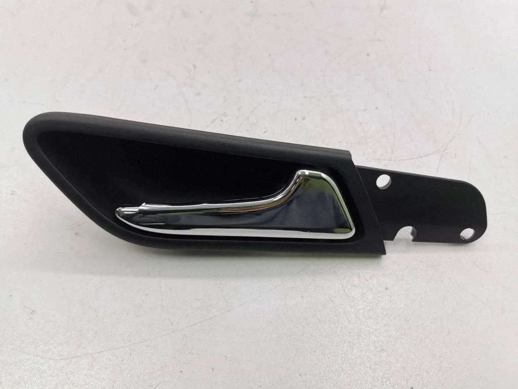 Front door interior handle A1697601061