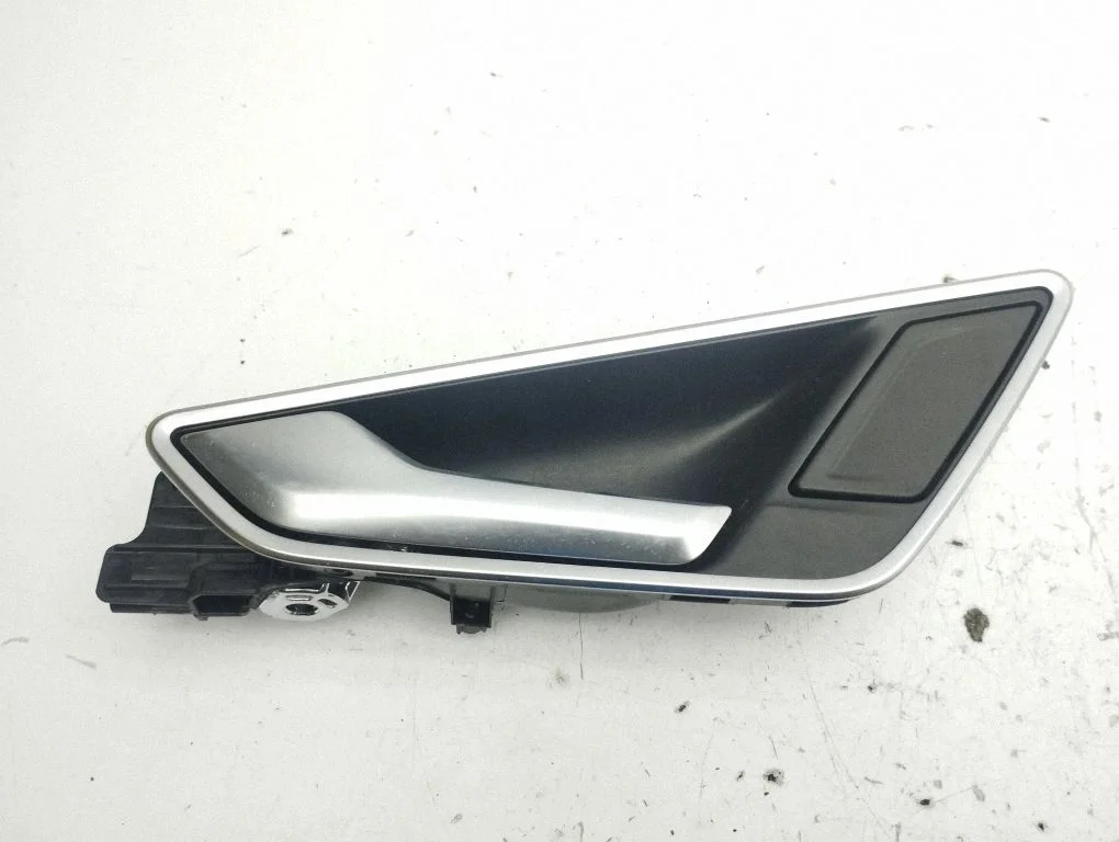 Front door interior handle 81A837019C