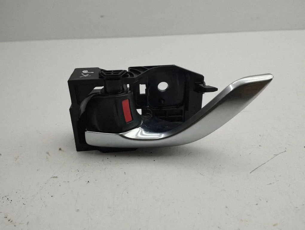 Front door interior handle – left