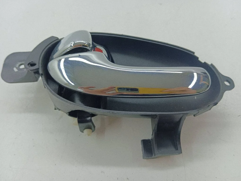 Front door interior handle 107502