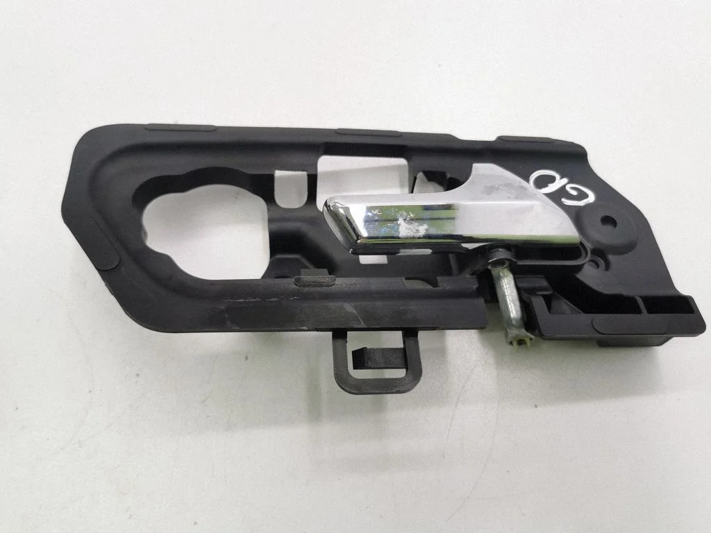 Front door interior handle – Mercedes-Benz R-Class W251 (2005-2013)