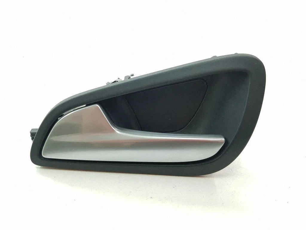 Front door interior handle AM51U22601CEW