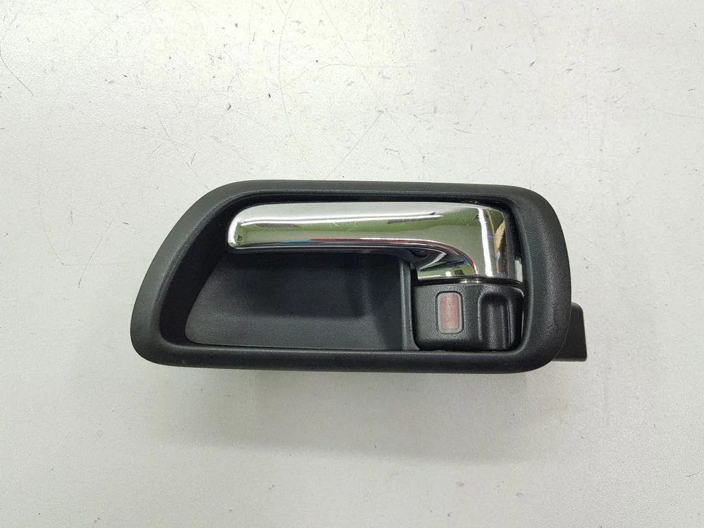 Front door interior handle 692060F010