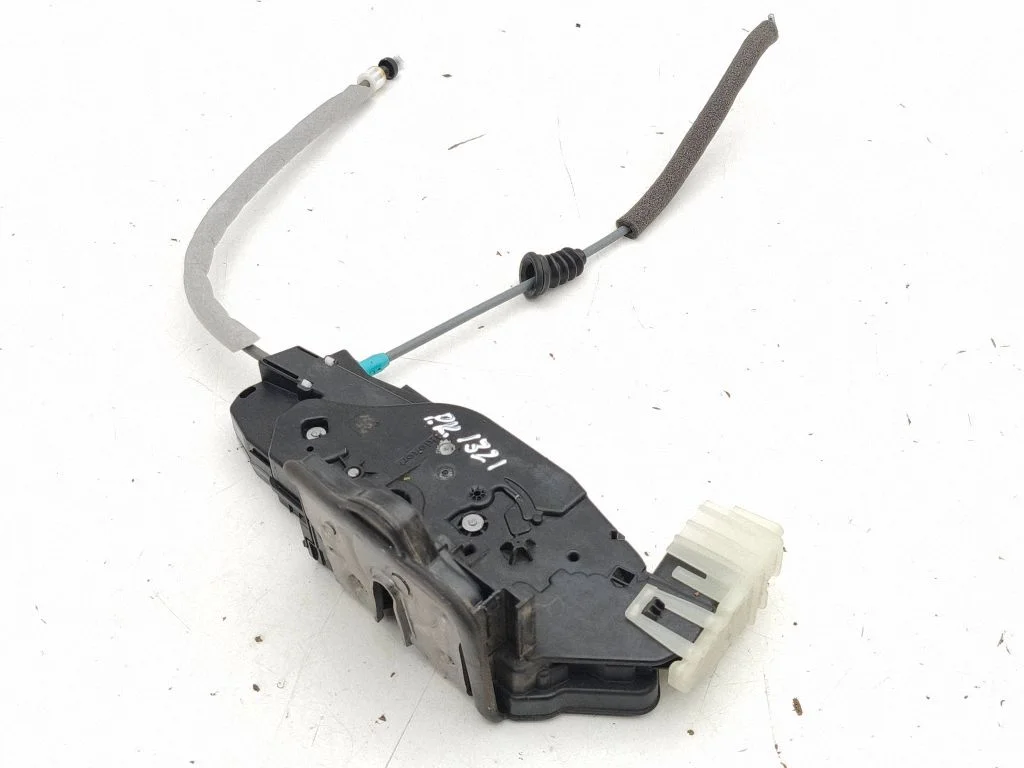 Front door lock A0997201702