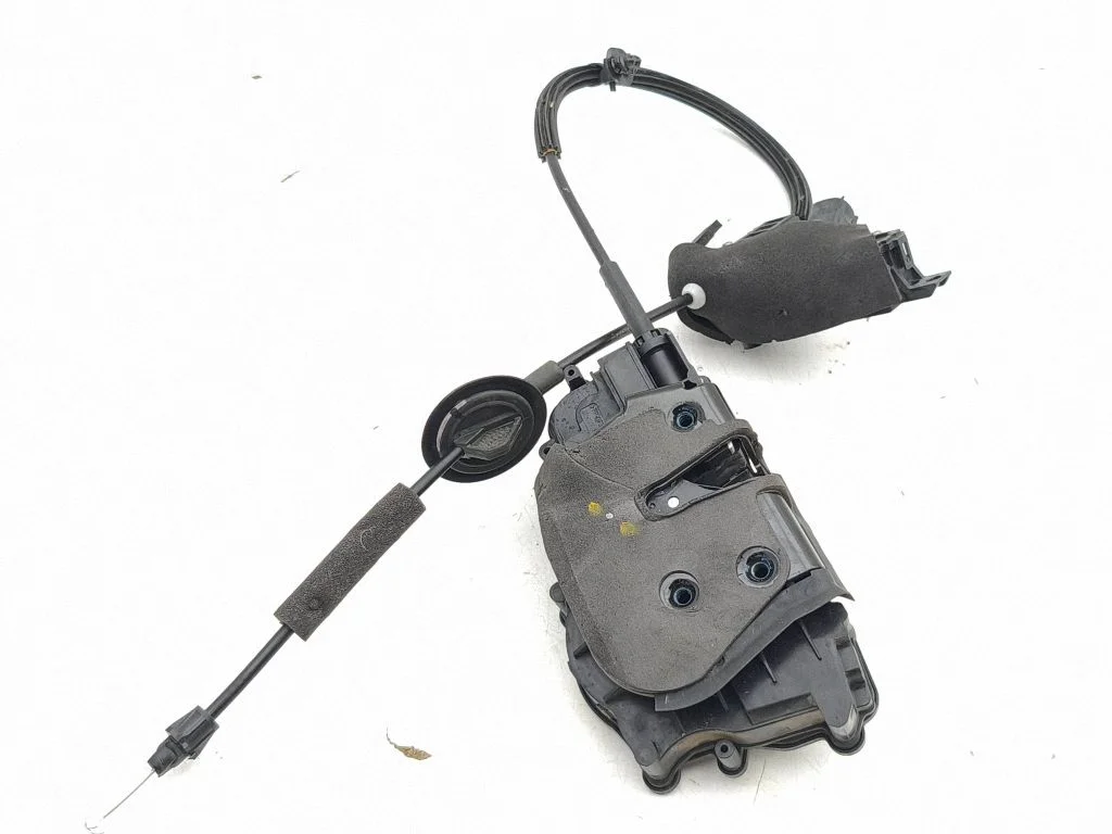 Zamek drzwi przednich LJ8BR219A64BN