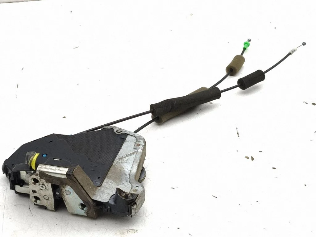 Front door lock – left