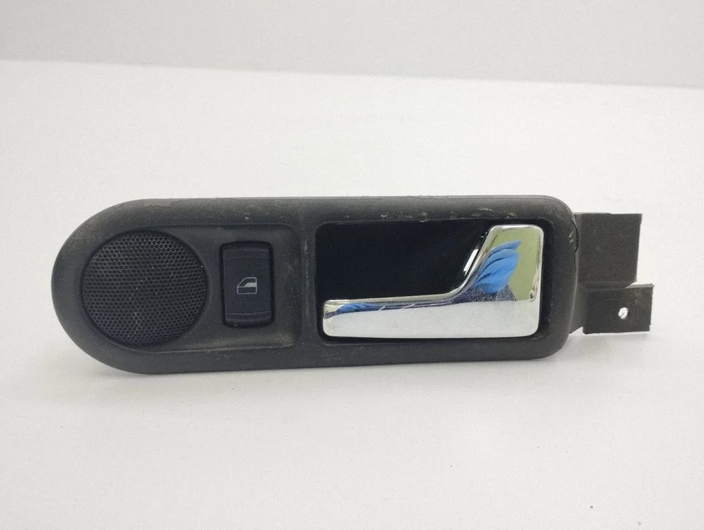 Esiukse sisemine käepide 3BO839114