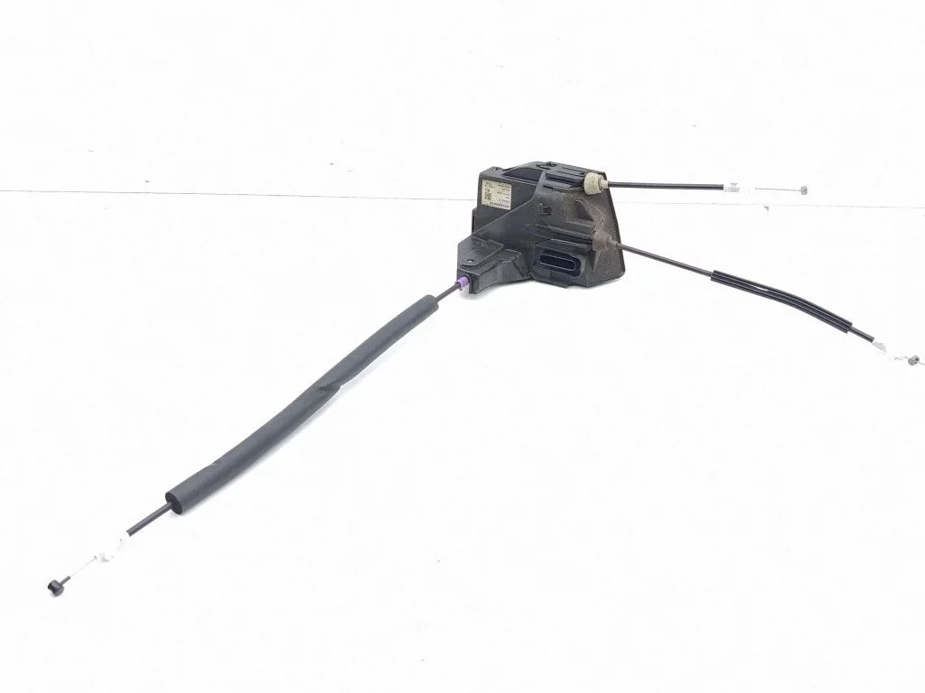Esiukse lukk K8D2203A28DC
