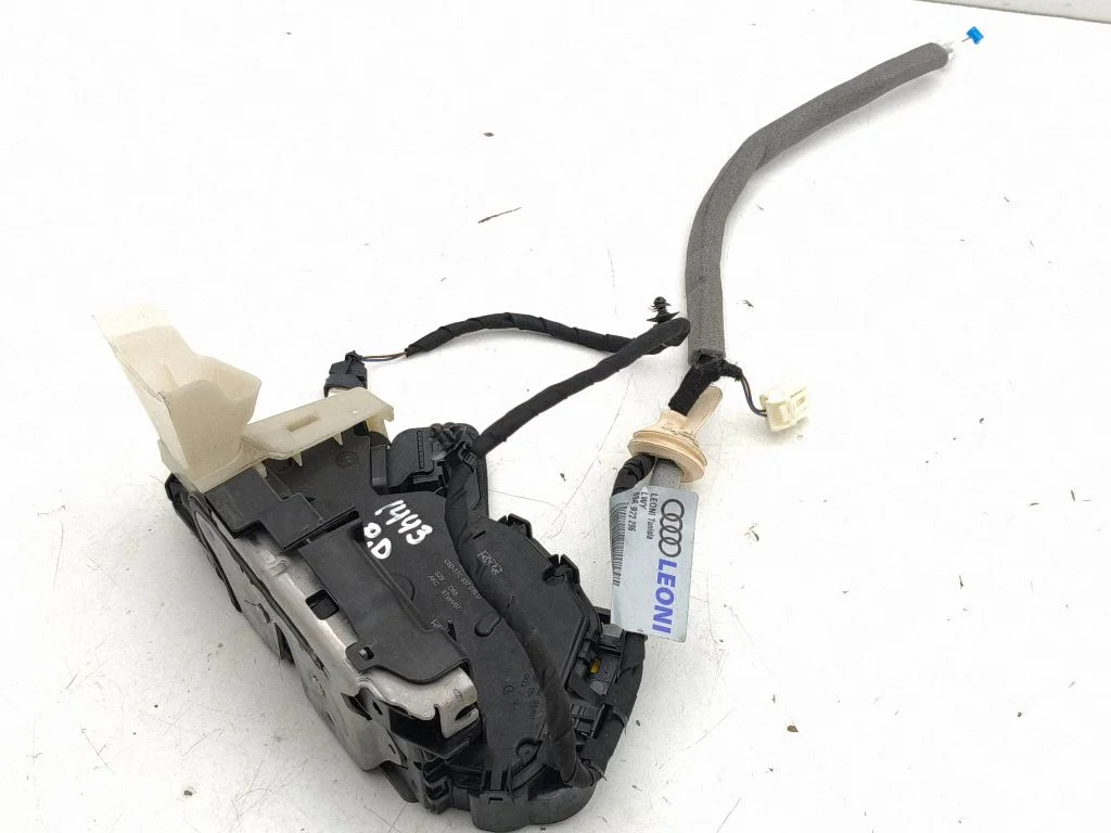 Front door lock 5TC837016D
