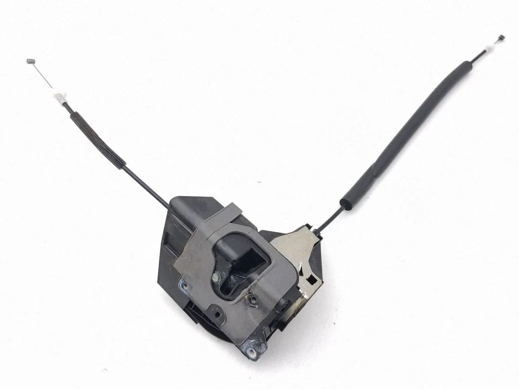 Esiukse lukk J9D3203A29DF