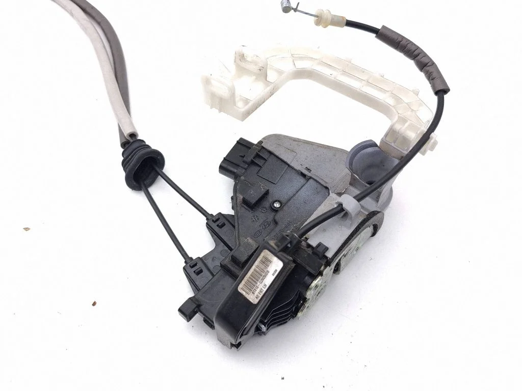 Front door lock 81310G2020