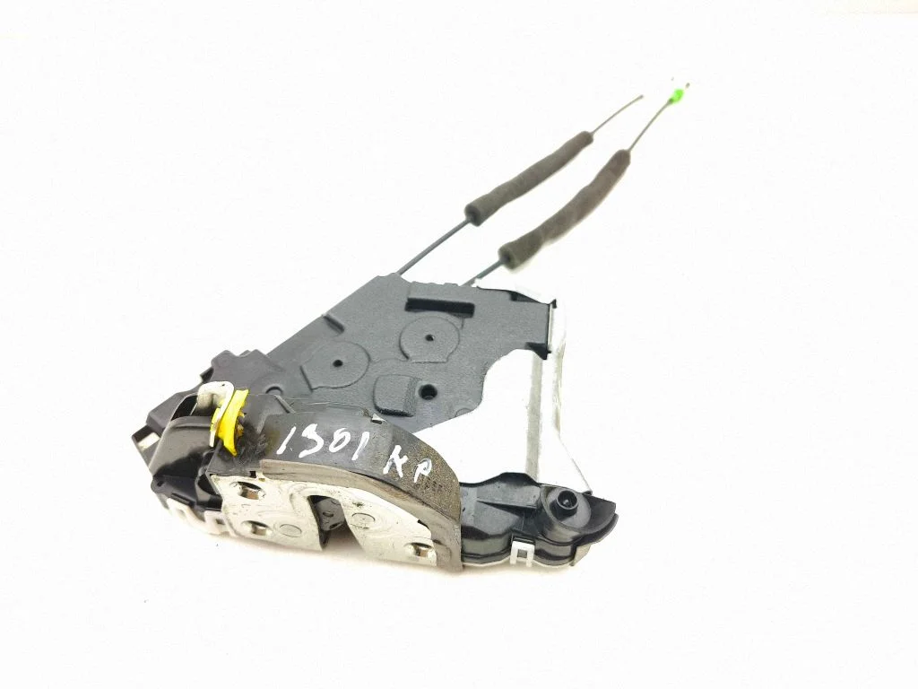 Front door lock – left