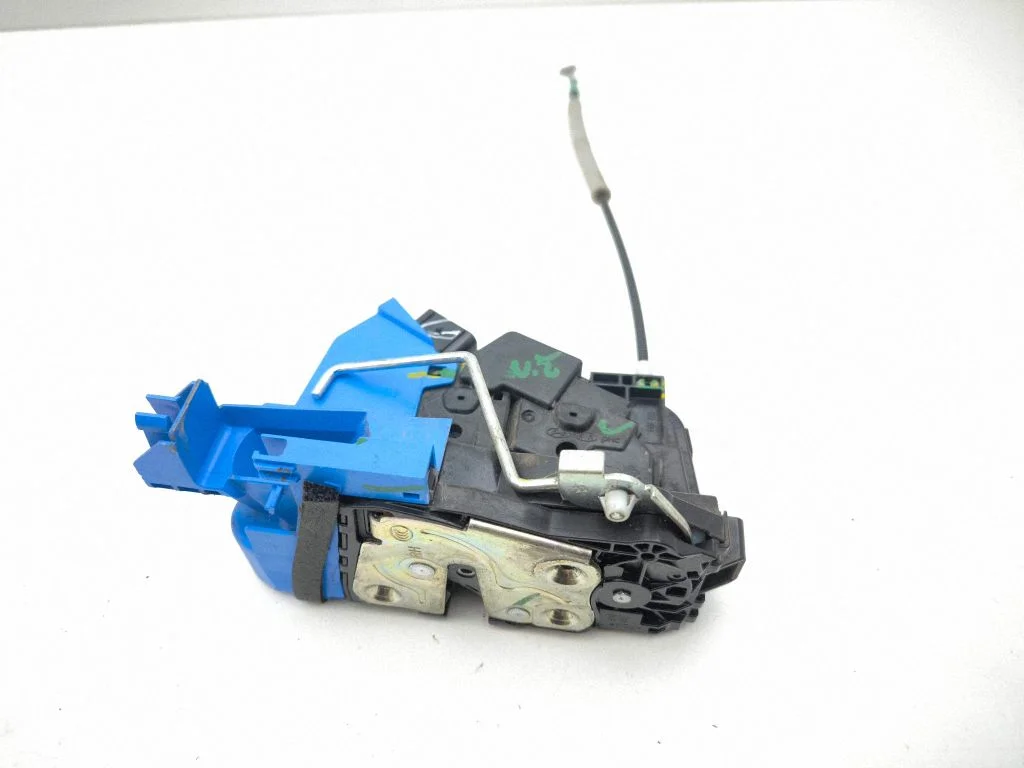 Front door lock 81320N7010